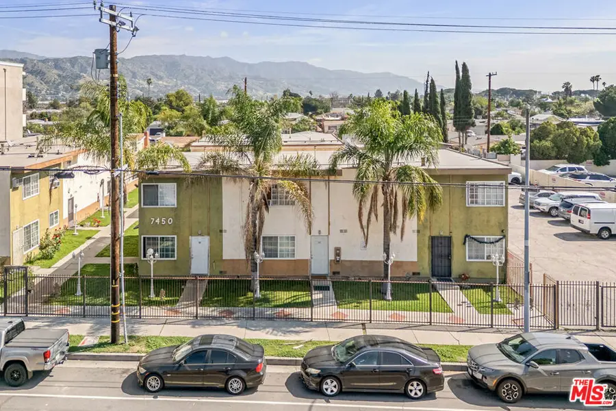 7442 Vineland Avenue, Sun Valley, CA 91352 - #2