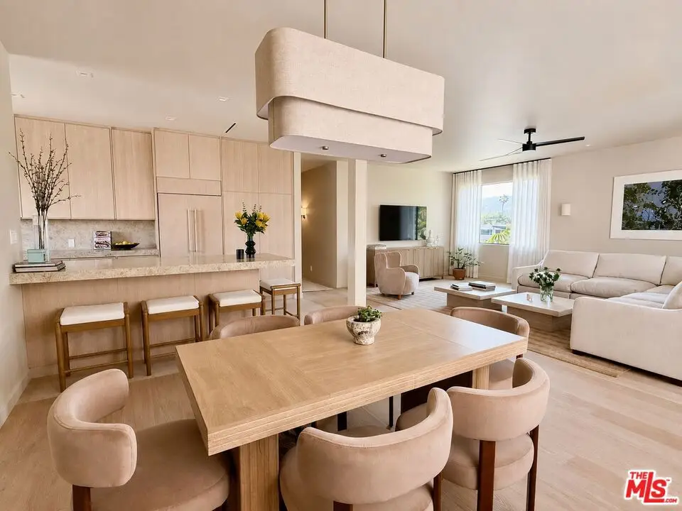 126 N Croft Avenue #302, Los Angeles, CA 90048 - #1