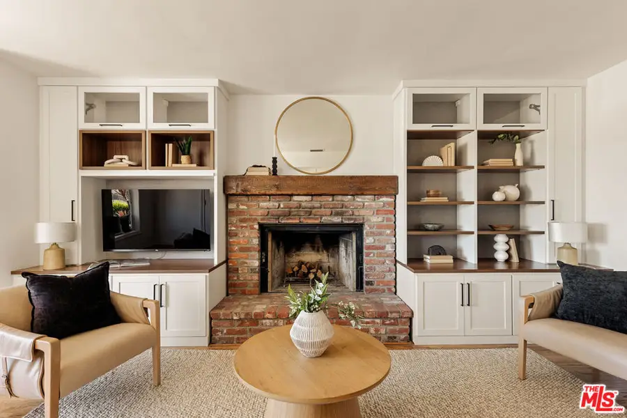 8044 Cowan Avenue, Los Angeles, CA 90045 - #3