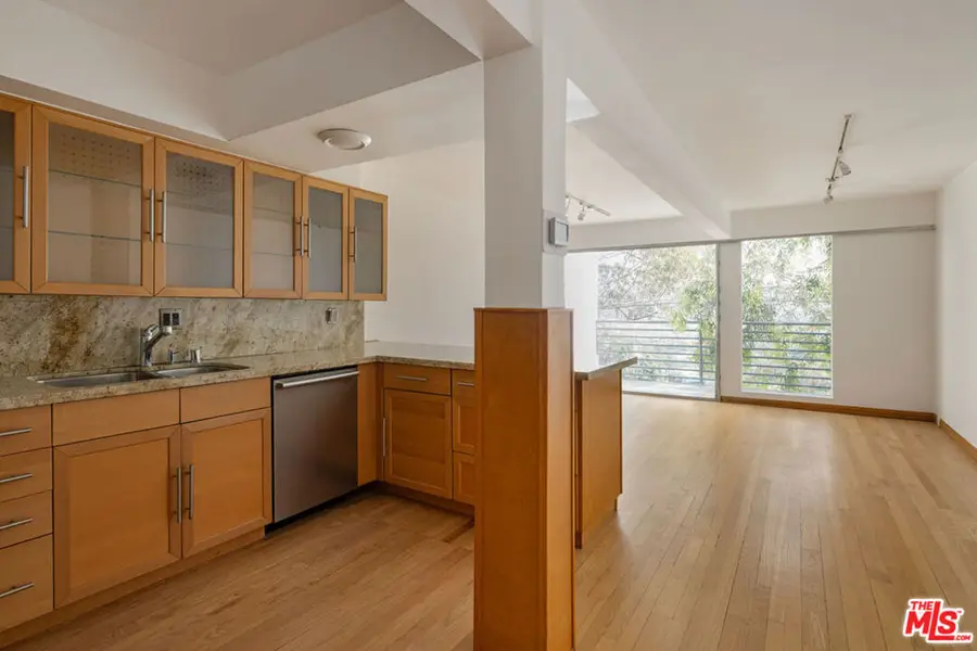 2330 Silver Ridge Avenue, Los Angeles, CA 90039 - #3