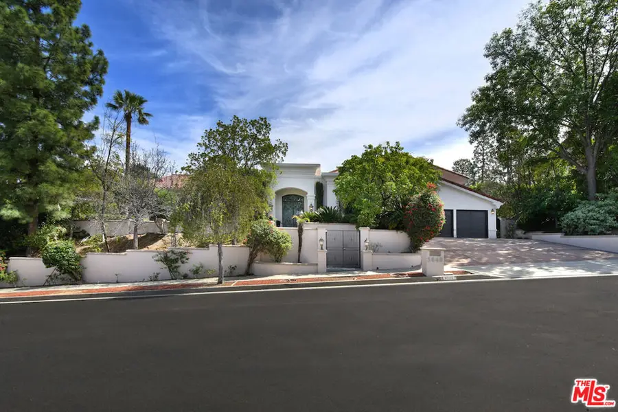 3848 Alonzo Avenue, Encino, CA 91316 - #2