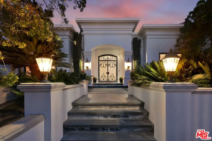 3848 Alonzo Avenue, Encino, CA 91316 - #3