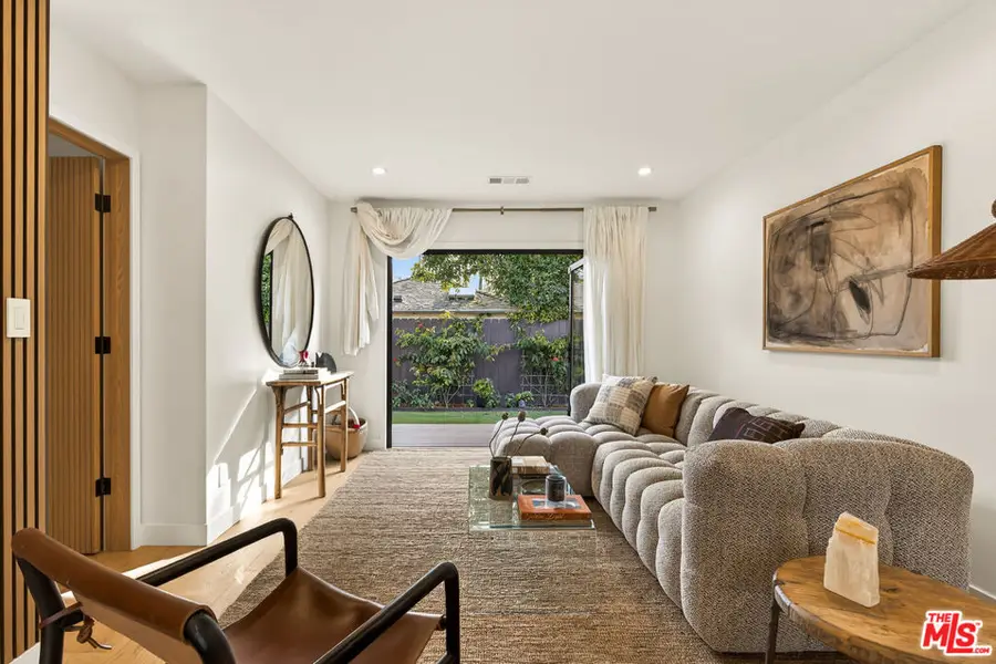 1000 Indiana Avenue, Venice, CA 90291 - #2