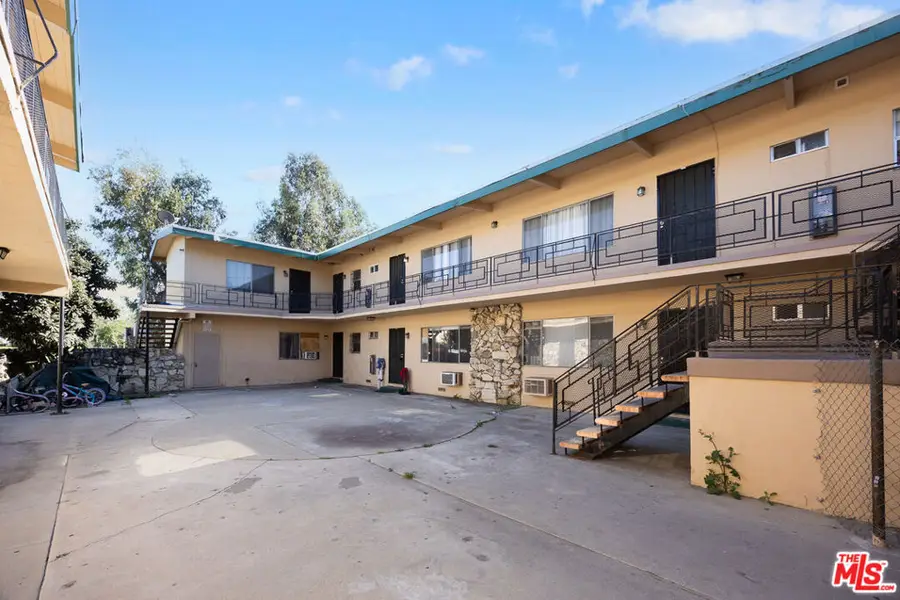 820 Chestnut Avenue, Los Angeles, CA 90042 - #3