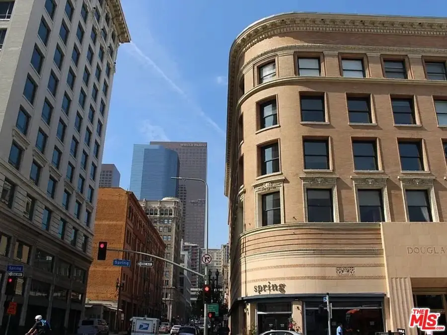 257 S Spring Street #4L, Los Angeles, CA 90012 - #2