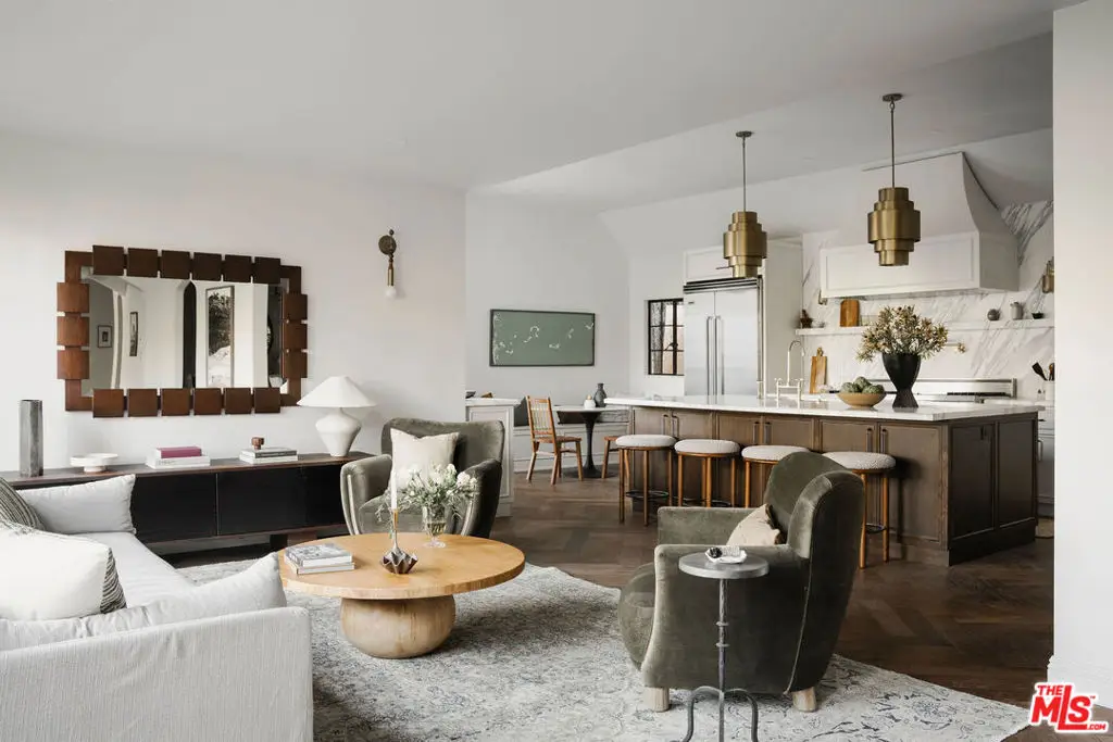 900 S Longwood Avenue, Los Angeles, CA 90019 - #1