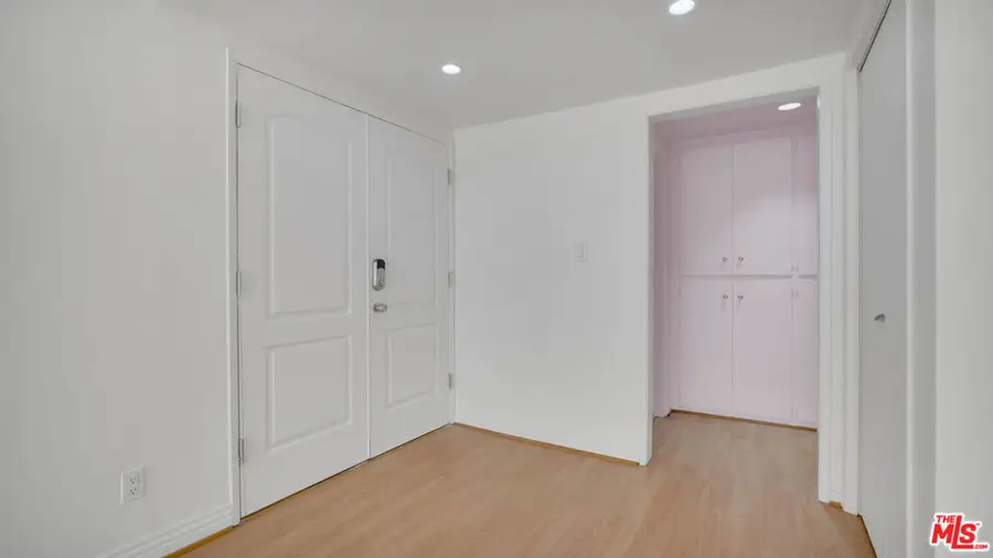 6251 Coldwater Canyon Avenue #101, North Hollywood, CA 91606 - #2