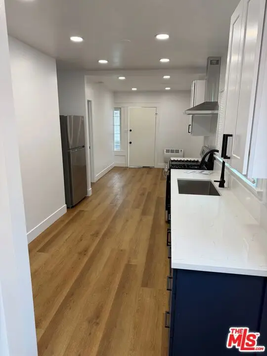 515 E 21st Street, Los Angeles, CA 90011 - #2