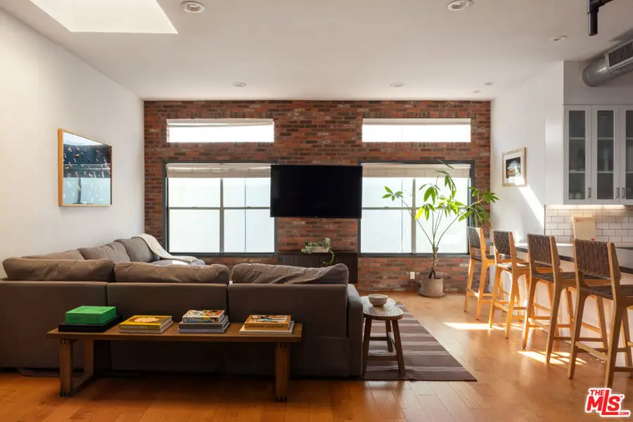 612 Flower Avenue #C, Venice, CA 90291 - #2