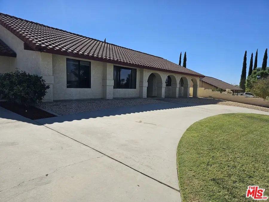 4442 Mockingbird Lane, Banning, CA 92220 - #2