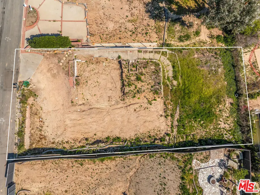 15208 Whitfield Avenue, Pacific Palisades, CA 90272 - #2