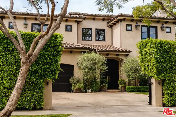 11432 Aqua Vista Street, Studio City, CA 91604