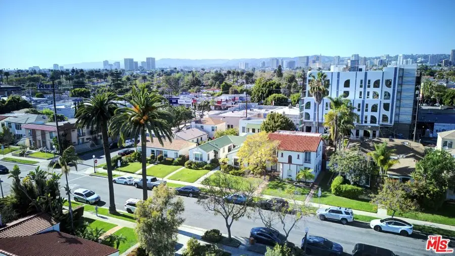 10591 Ayres Avenue, Los Angeles, CA 90064 - #3