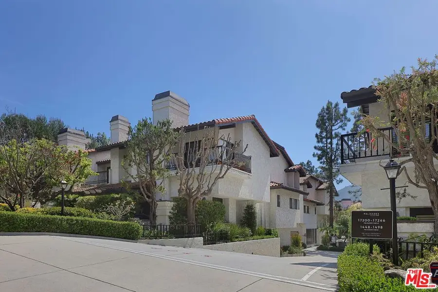 17226 Palisades Circle, Pacific Palisades, CA 90272 - #3