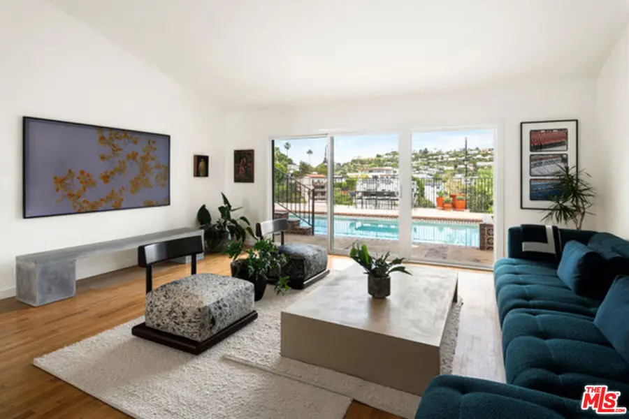 1926 N Crescent Heights Boulevard, Los Angeles, CA 90069 - #3