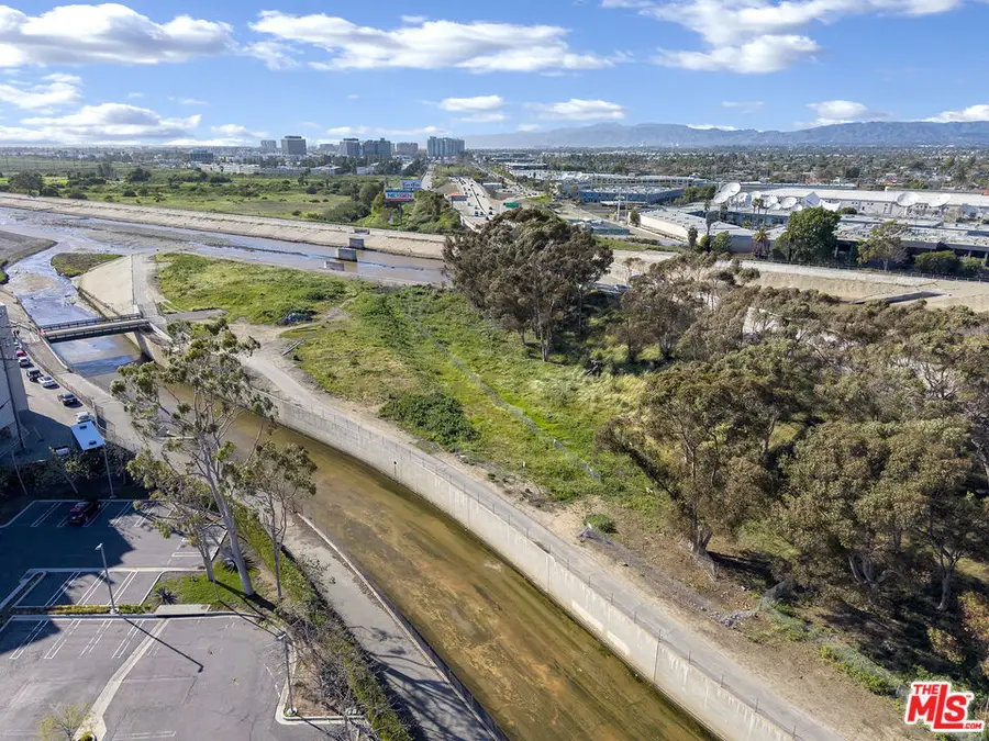 5000 Beethoven, Los Angeles, CA 90066 - #2