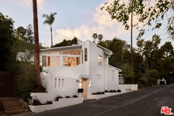 12317 Rochedale Lane, Los Angeles, CA 90049