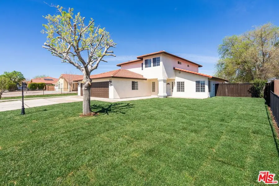 17590 El Cajon Drive, Hesperia, CA 92345 - #2