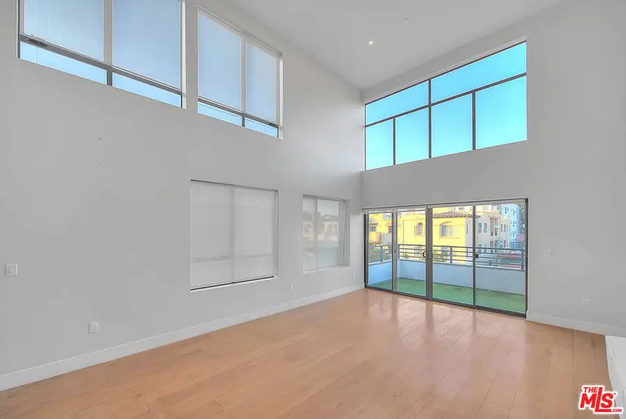 5014 Rosewood Avenue #1/2, Los Angeles, CA 90004 - #2