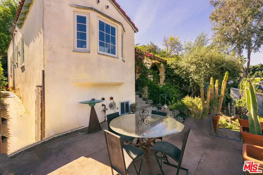 3916 Scandia Way, Los Angeles, CA 90065 - #3