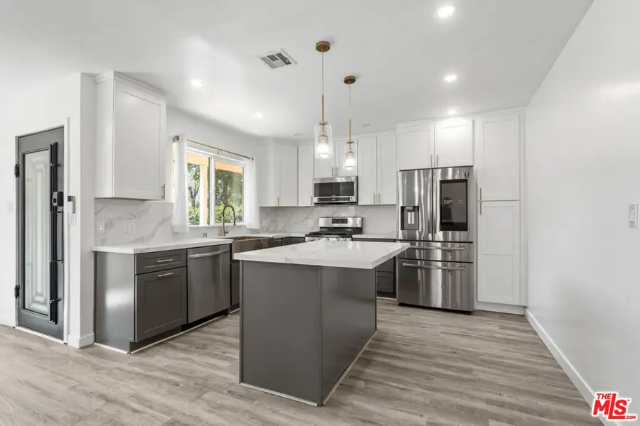 19007 Vanowen Street, Reseda, CA 91335 - #3