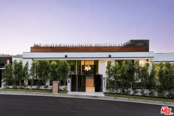 15834 High Knoll Road, Encino, CA 91436