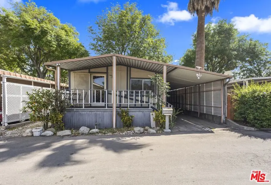 6545 Wilbur Avenue #18, Reseda, CA 91335 - #2