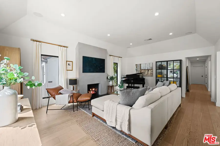 2027 Pelham Avenue, Los Angeles, CA 90025 - #2