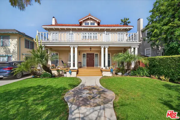 867 S Bronson Avenue, Los Angeles, CA 90005