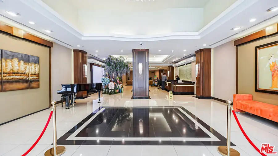 345 Pioneer Drive #902, Glendale, CA 91203 - #2