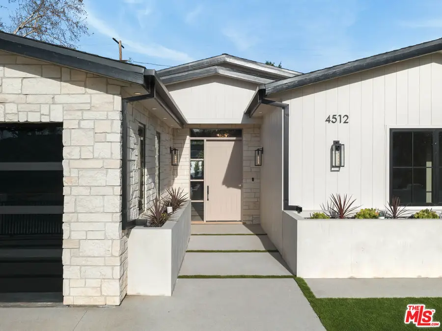 4512 Sunnyslope Avenue, Sherman Oaks, CA 91423 - #2