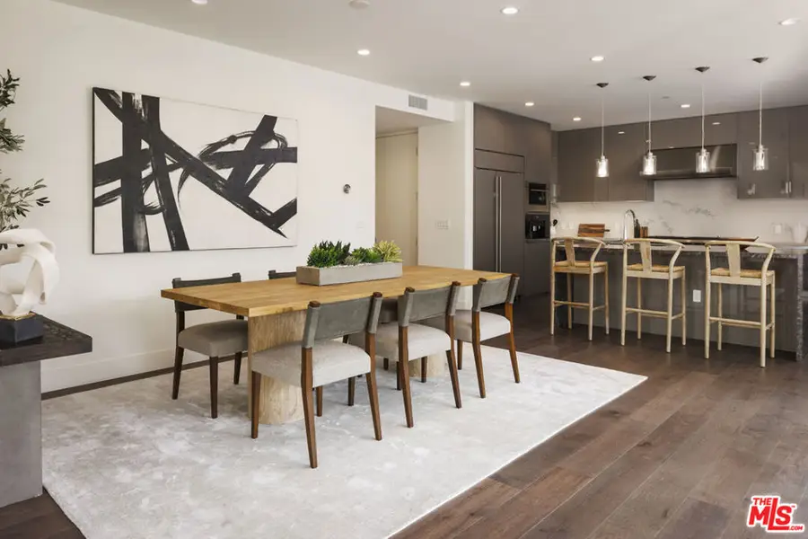 425 N Palm Drive #201, Beverly Hills, CA 90210 - #2