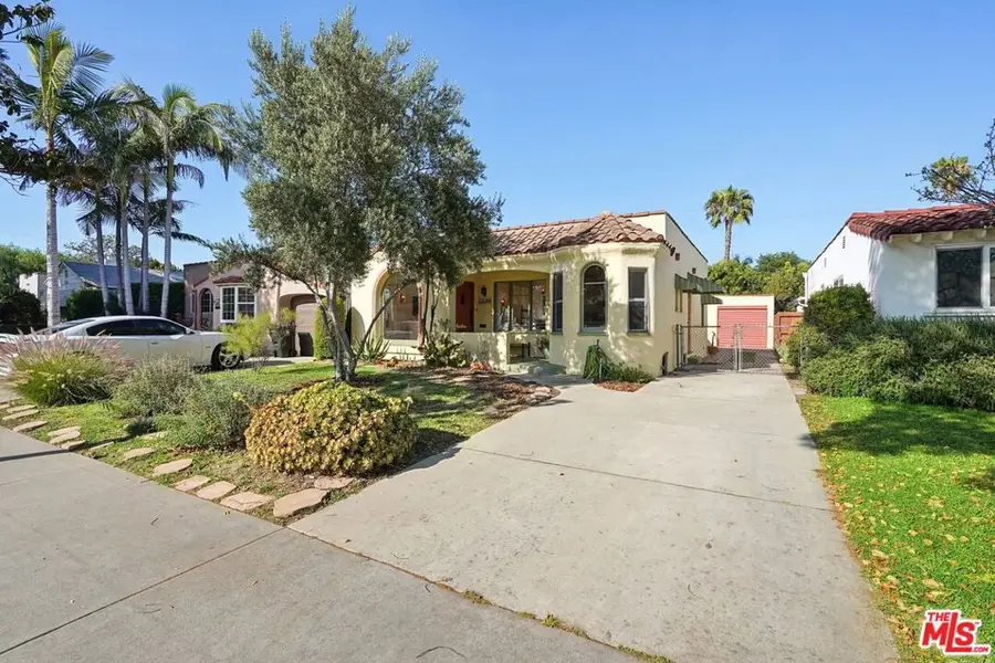 3239 Hollydale Drive, Los Angeles, CA 90039 - #2