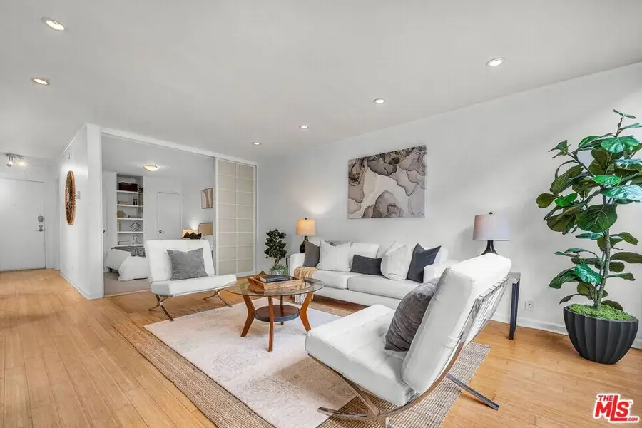 11645 Montana Avenue #216, Los Angeles, CA 90049 - #3