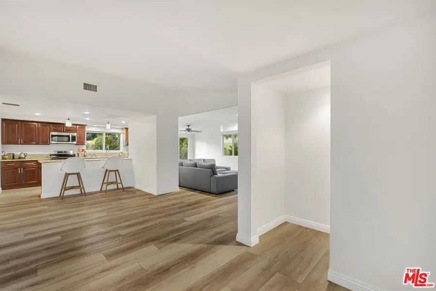 20307 Mobile Street, Winnetka, CA 91306 - #3