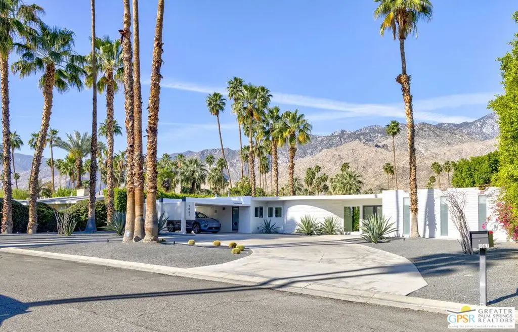 1061 S Sagebrush Road, Palm Springs, CA 92264 - #1