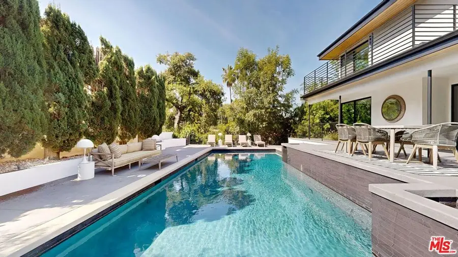 11428 Dona Lola Drive, Studio City, CA 91604 - #2