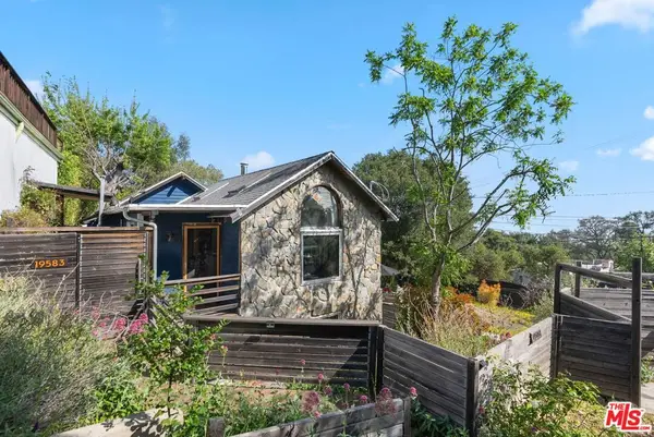 19583 19583 Bowers Dr, Topanga, CA 90290