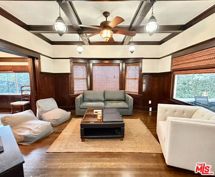 1327 W 35th Street, Los Angeles, CA 90007 - #3