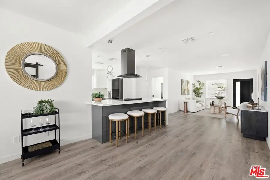6160 Shoshone Avenue, Encino, CA 91316 - #2
