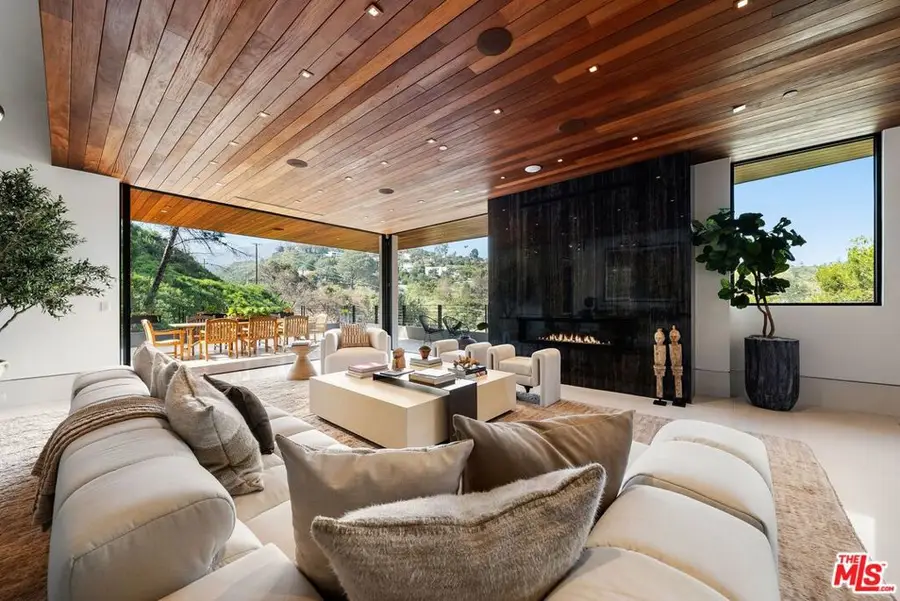 17335 Tramonto Drive, Pacific Palisades, CA 90272 - #3