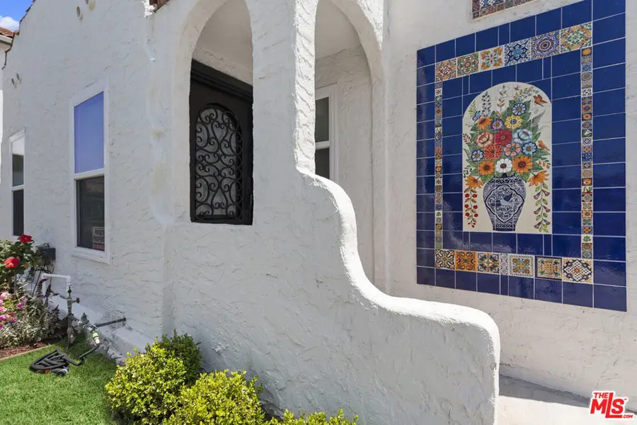 1236 S Mullen Avenue, Los Angeles, CA 90019 - #2