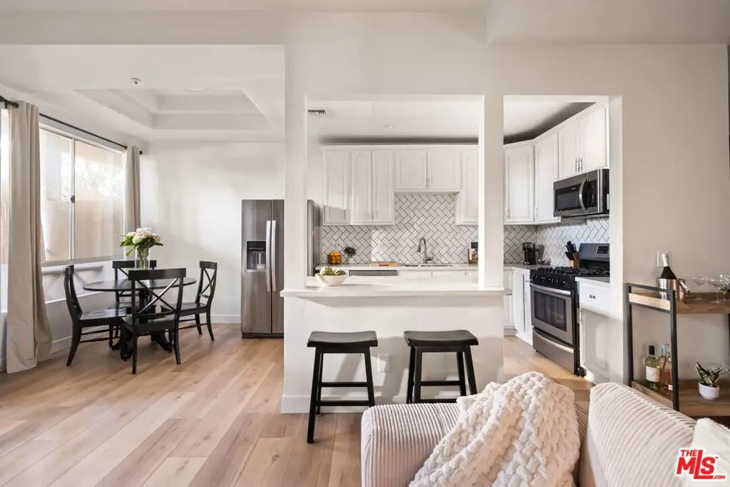 4943 Rosewood Avenue #104, Los Angeles, CA 90004 - #1