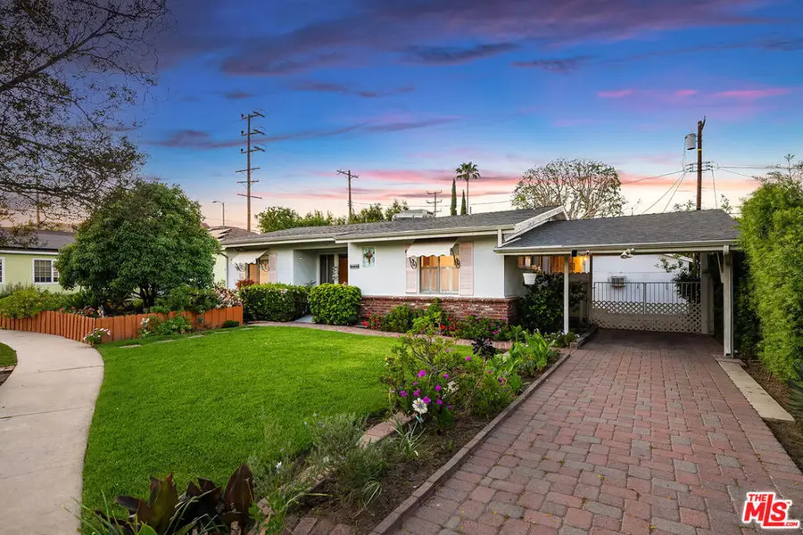 16851 Weddington Street, Encino, CA 91436 - #2