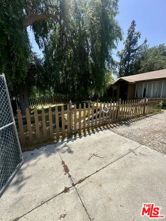 6325 Klump Avenue, North Hollywood, CA 91606 - #2