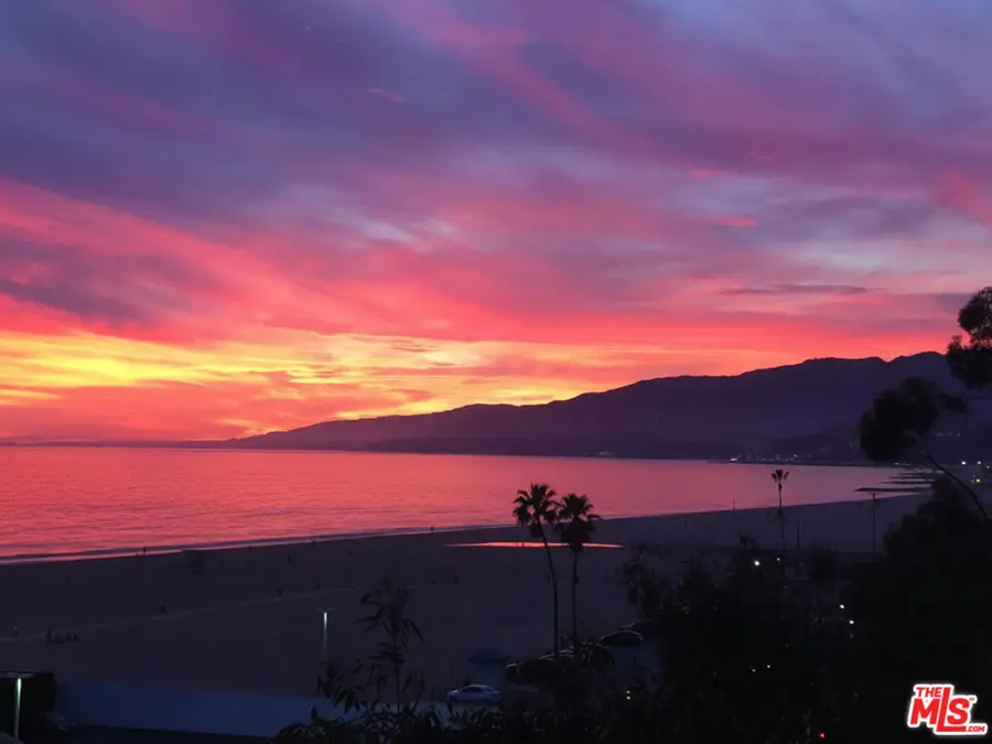 15241 Via De Las Olas, Pacific Palisades, CA 90272 - #3