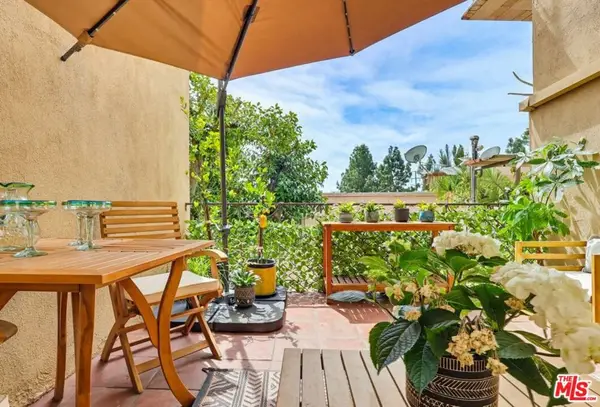 100 Palm Avenue #100, West Hollywood, CA 90069