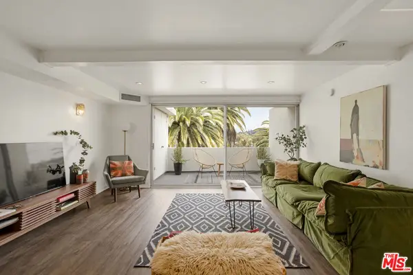 1701 Clinton Street #325, Los Angeles, CA 90026