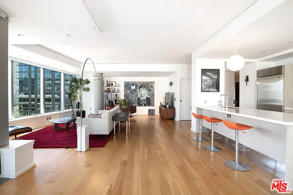 1155 S Grand Avenue #1511, Los Angeles, CA 90015