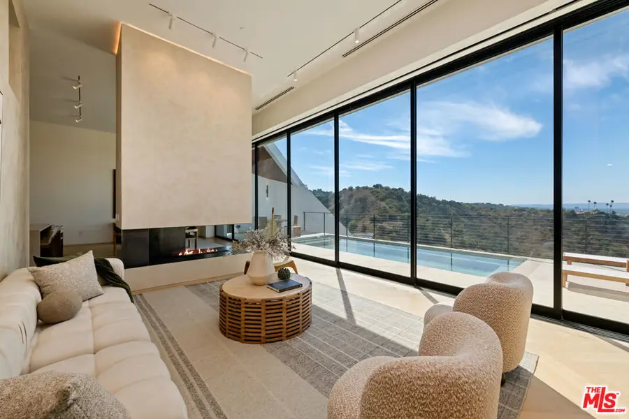 3699 Alta Mesa Drive, Studio City, CA 91604 - #3